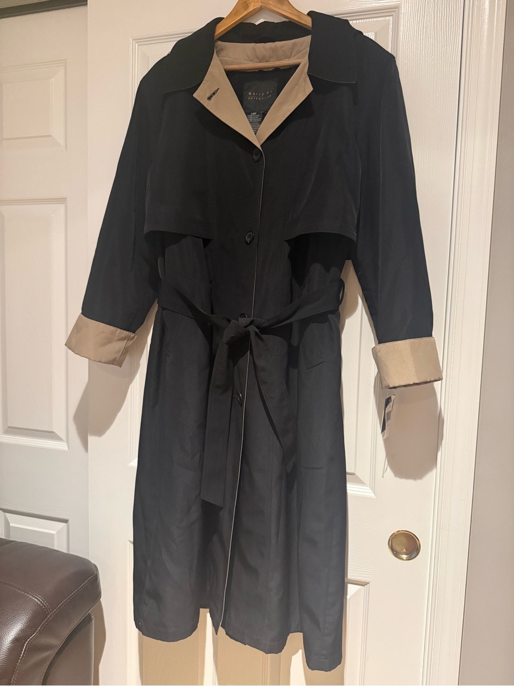 🆕 Women's Black Trench Coat with Contrast sleeve cuff size 14P